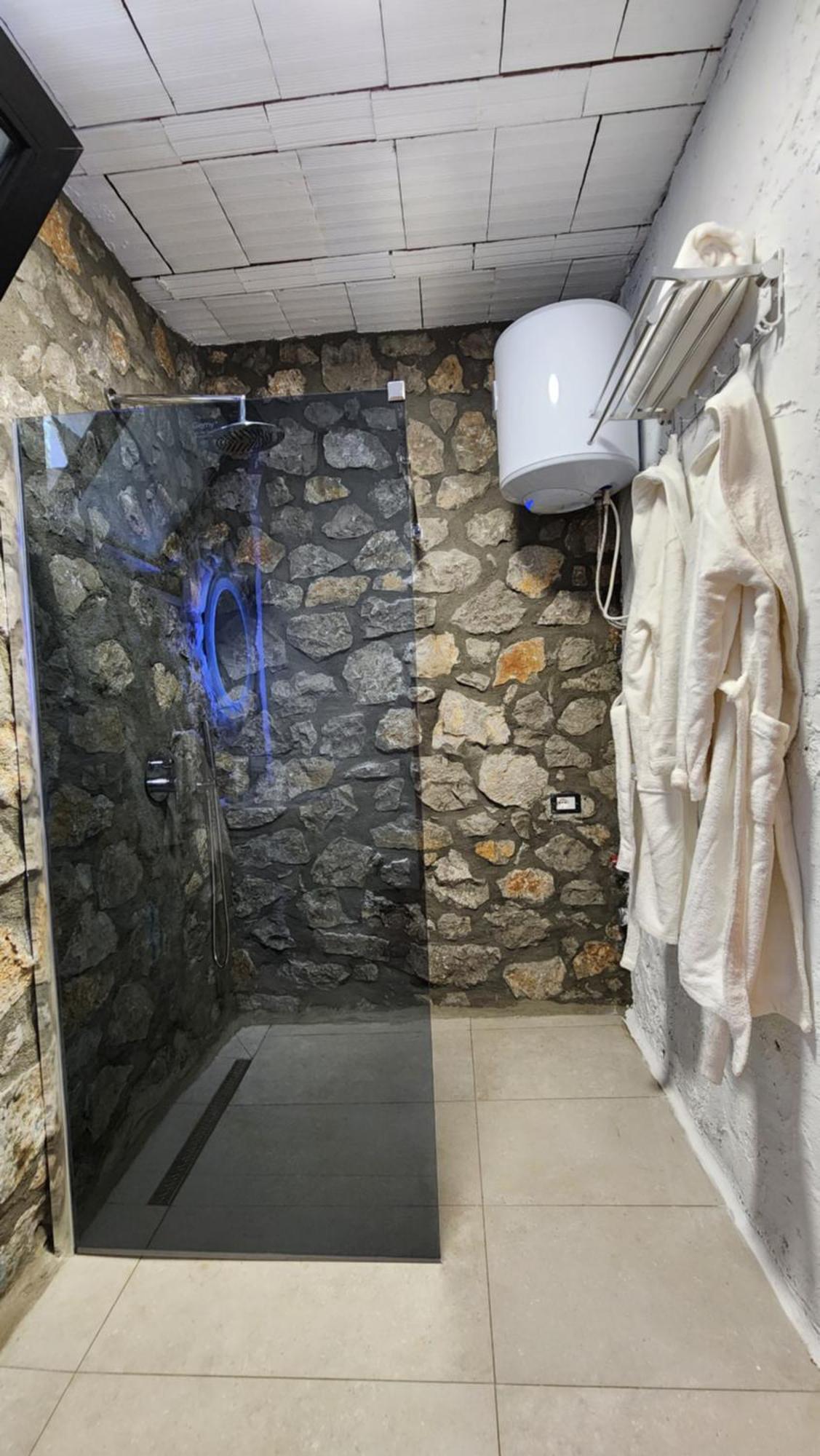Rustico Guest House Široka Екстериор снимка